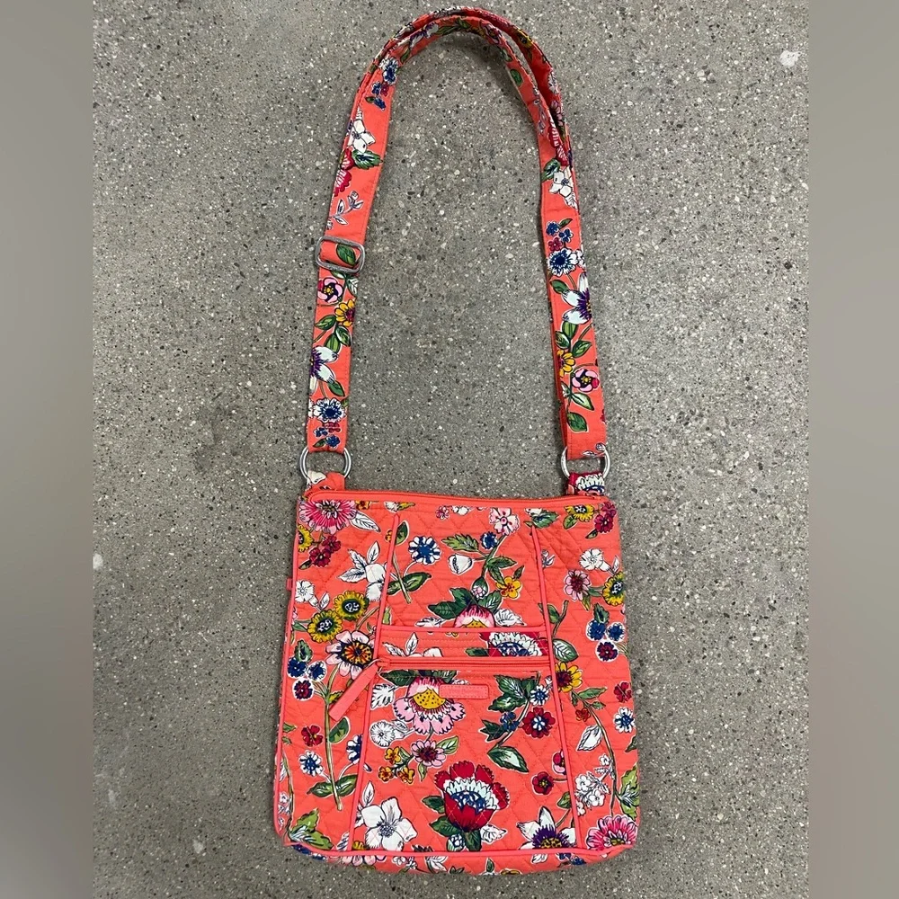 Vera Bradley Summer Crossbody Purse Peach Floral EUC Clean - Picture 2 of 11